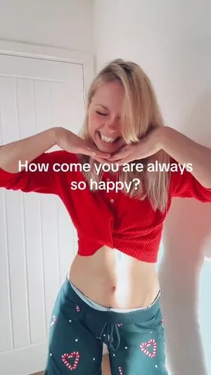 Smileydani158 OnlyFans Leaked Free Thumbnail Picture - #4AGEuXzGni