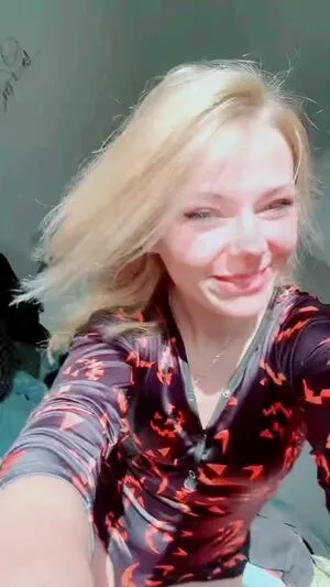 Smileydani158 OnlyFans Leaked Free Thumbnail Picture - #4WNxeCCri6