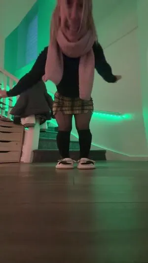 Smileydani158 OnlyFans Leaked Free Thumbnail Picture - #5shticz6xI