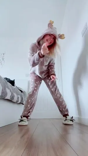 Smileydani158 OnlyFans Leaked Free Thumbnail Picture - #6FeKTO2eni