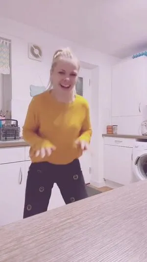 Smileydani158 OnlyFans Leaked Free Thumbnail Picture - #6boe0wt8ex