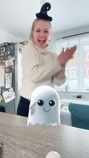 Smileydani158 OnlyFans Leaked Free Thumbnail Picture - #72KAN2eGCM