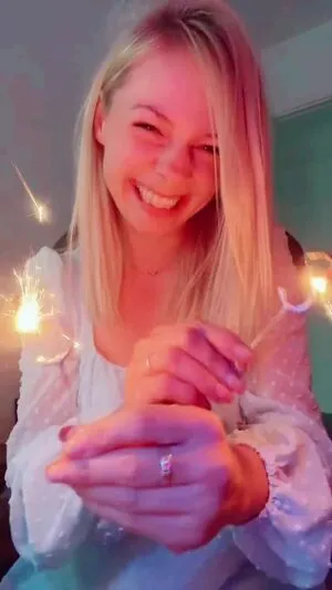 Smileydani158 OnlyFans Leaked Free Thumbnail Picture - #8gLFdxk0NH