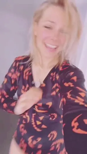 Smileydani158 OnlyFans Leaked Free Thumbnail Picture - #97Bg8YWOV4