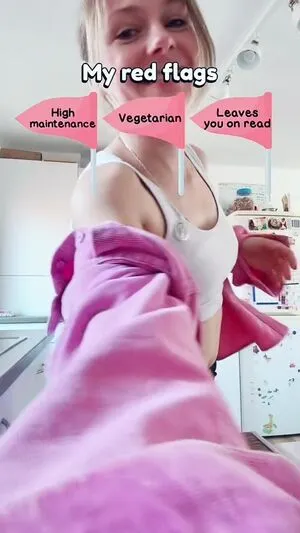 Smileydani158 OnlyFans Leaked Free Thumbnail Picture - #9ZGxnfeuAm