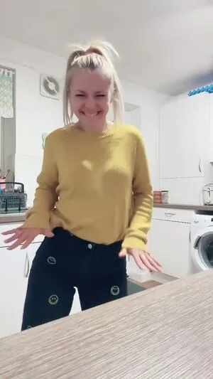 Smileydani158 OnlyFans Leaked Free Thumbnail Picture - #9qux23mJYV