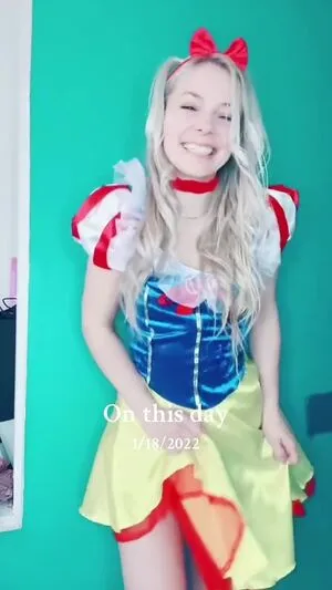 Smileydani158 OnlyFans Leaked Free Thumbnail Picture - #A1Z7ufkCd8