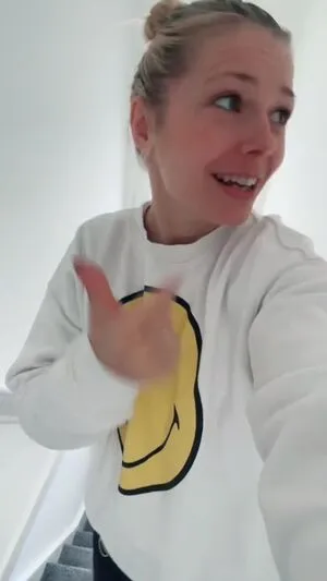 Smileydani158 OnlyFans Leaked Free Thumbnail Picture - #AMPZK128UU