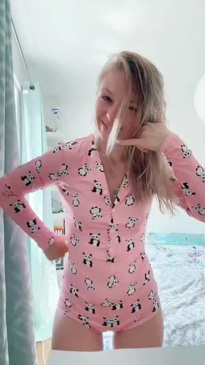 Smileydani158 OnlyFans Leaked Free Thumbnail Picture - #AQoC6aeNp4