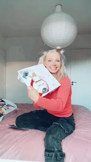 Smileydani158 OnlyFans Leaked Free Thumbnail Picture - #ASaWNKCVNG