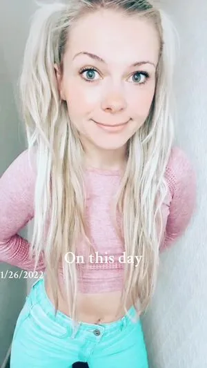 Smileydani158 OnlyFans Leaked Free Thumbnail Picture - #AXs4QwbYjg