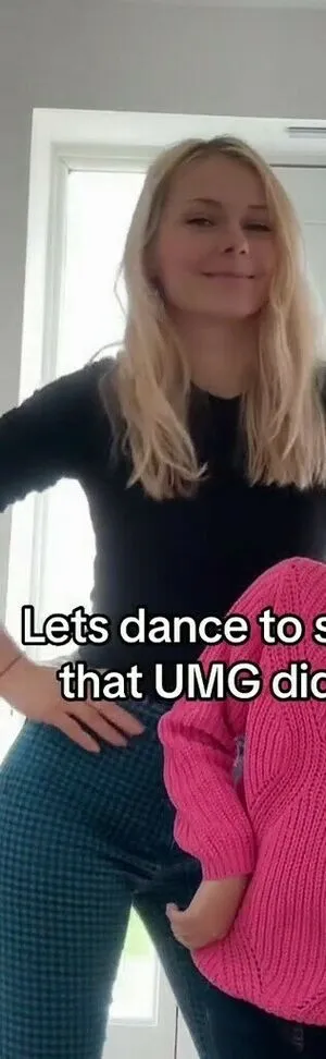 Smileydani158 OnlyFans Leaked Free Thumbnail Picture - #AjKcWtAGXd