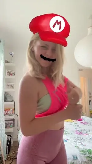 Smileydani158 OnlyFans Leaked Free Thumbnail Picture - #C2KjozdBuy