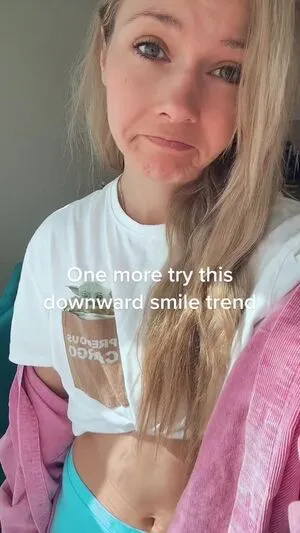 Smileydani158 OnlyFans Leaked Free Thumbnail Picture - #CmkF4XTonp