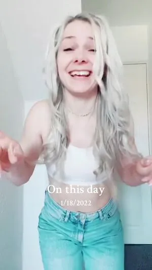 Smileydani158 OnlyFans Leaked Free Thumbnail Picture - #EmlQEvzofk