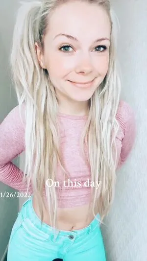 Smileydani158 OnlyFans Leaked Free Thumbnail Picture - #GlrIhn12ch