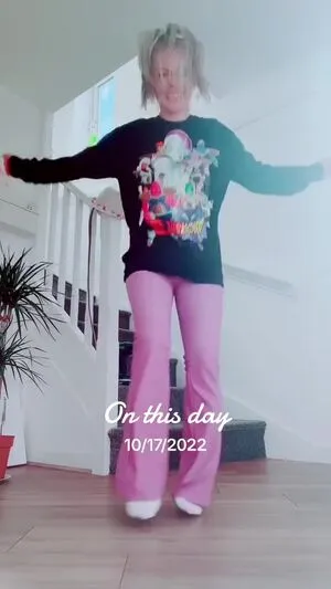 Smileydani158 OnlyFans Leaked Free Thumbnail Picture - #Iese2a2g5C