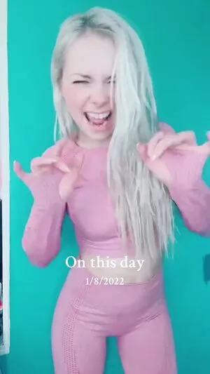 Smileydani158 OnlyFans Leaked Free Thumbnail Picture - #LD7KXLH30t