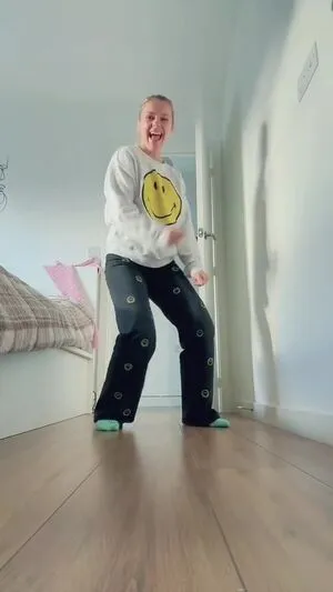 Smileydani158 OnlyFans Leaked Free Thumbnail Picture - #LeG7wJFk0K