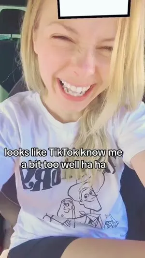 Smileydani158 OnlyFans Leaked Free Thumbnail Picture - #MTuDRGlHd1