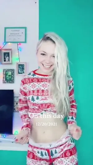 Smileydani158 OnlyFans Leaked Free Thumbnail Picture - #MUdwtbq8Sp