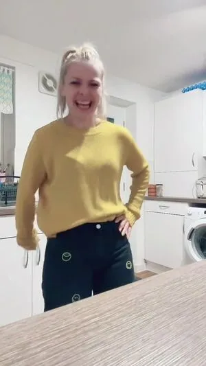 Smileydani158 OnlyFans Leaked Free Thumbnail Picture - #QpM3qGJyJ8