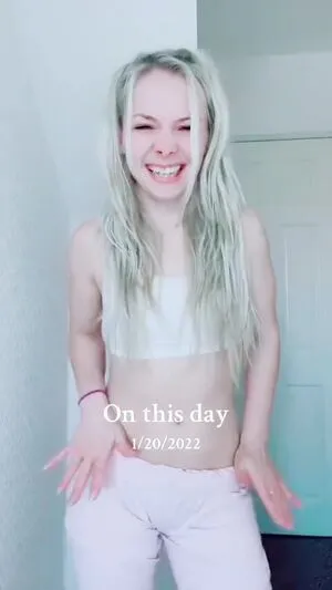 Smileydani158 OnlyFans Leaked Free Thumbnail Picture - #RrjPuE3aDk