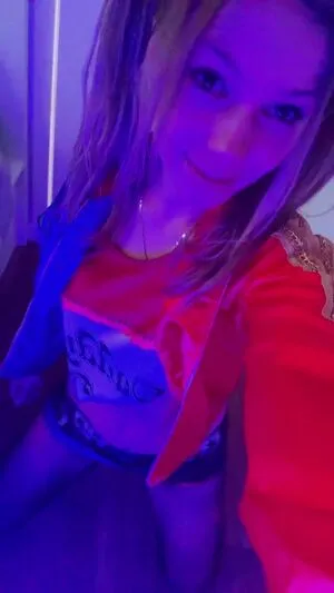 Smileydani158 OnlyFans Leaked Free Thumbnail Picture - #S09Z2iw1ot