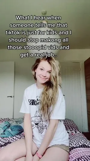 Smileydani158 OnlyFans Leaked Free Thumbnail Picture - #SeV2MISMCb