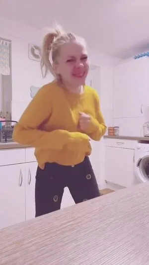 Smileydani158 OnlyFans Leaked Free Thumbnail Picture - #TeJFQFBEve