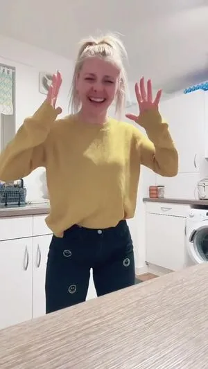 Smileydani158 OnlyFans Leaked Free Thumbnail Picture - #TmPUXwAMRP