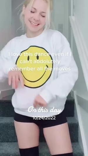 Smileydani158 OnlyFans Leaked Free Thumbnail Picture - #URjS0miKyc