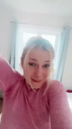 Smileydani158 OnlyFans Leaked Free Thumbnail Picture - #UrlpZjYVpt