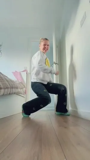 Smileydani158 OnlyFans Leaked Free Thumbnail Picture - #VC8EGb3eZ2