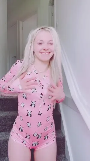 Smileydani158 OnlyFans Leaked Free Thumbnail Picture - #YfEm9nAJyl