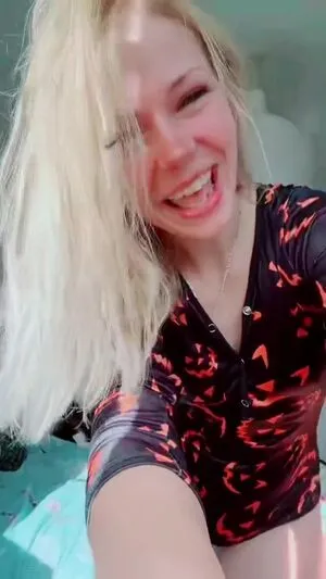 Smileydani158 OnlyFans Leaked Free Thumbnail Picture - #ZaHEQAZMc3