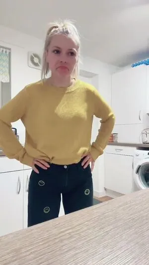 Smileydani158 OnlyFans Leaked Free Thumbnail Picture - #a14jk55pvC