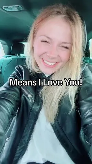 Smileydani158 OnlyFans Leaked Free Thumbnail Picture - #a2PUwEaqp0