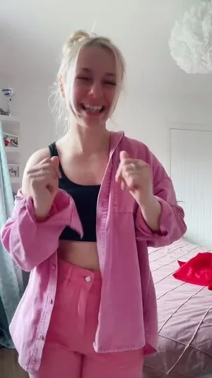 Smileydani158 OnlyFans Leaked Free Thumbnail Picture - #a9GWUFoeuA