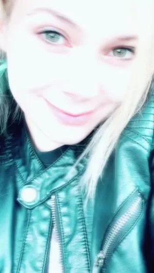 Smileydani158 OnlyFans Leaked Free Thumbnail Picture - #acTyYpy7D9