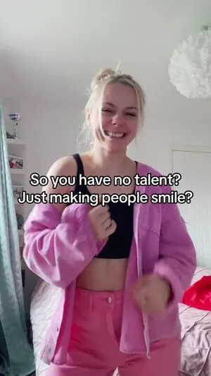 Smileydani158 OnlyFans Leaked Free Thumbnail Picture - #b9a2XLVmD9