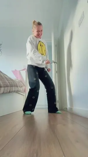 Smileydani158 OnlyFans Leaked Free Thumbnail Picture - #c4DITntDAF