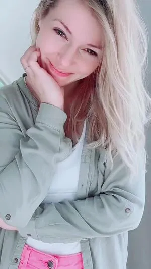 Smileydani158 OnlyFans Leaked Free Thumbnail Picture - #d2JGT3zbaw