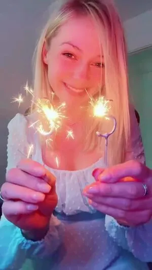 Smileydani158 OnlyFans Leaked Free Thumbnail Picture - #dBXjbj9PsR