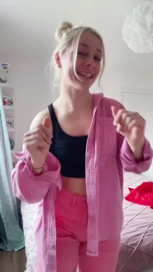 Smileydani158 OnlyFans Leaked Free Thumbnail Picture - #dOXQ5cz8jj