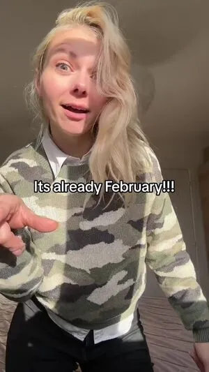 Smileydani158 OnlyFans Leaked Free Thumbnail Picture - #g8nVmGLd82