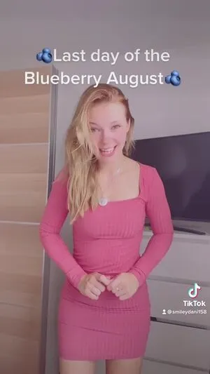 Smileydani158 OnlyFans Leaked Free Thumbnail Picture - #gKT1pvjTWw