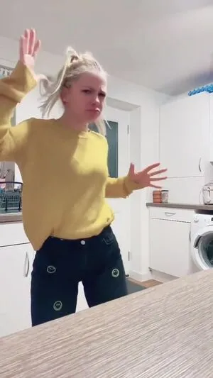 Smileydani158 OnlyFans Leaked Free Thumbnail Picture - #hqJb2feMlh