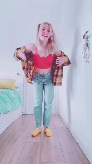 Smileydani158 OnlyFans Leaked Free Thumbnail Picture - #huRIhtwmZn