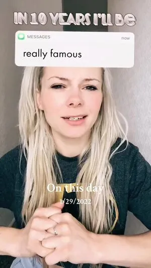 Smileydani158 OnlyFans Leaked Free Thumbnail Picture - #i4kjlmOnPm